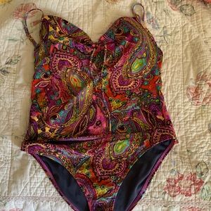 Very cute Victoria’s Secret tankini